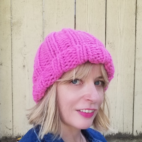 Pink Handmade Chunky Beanie - Picture 1 of 4